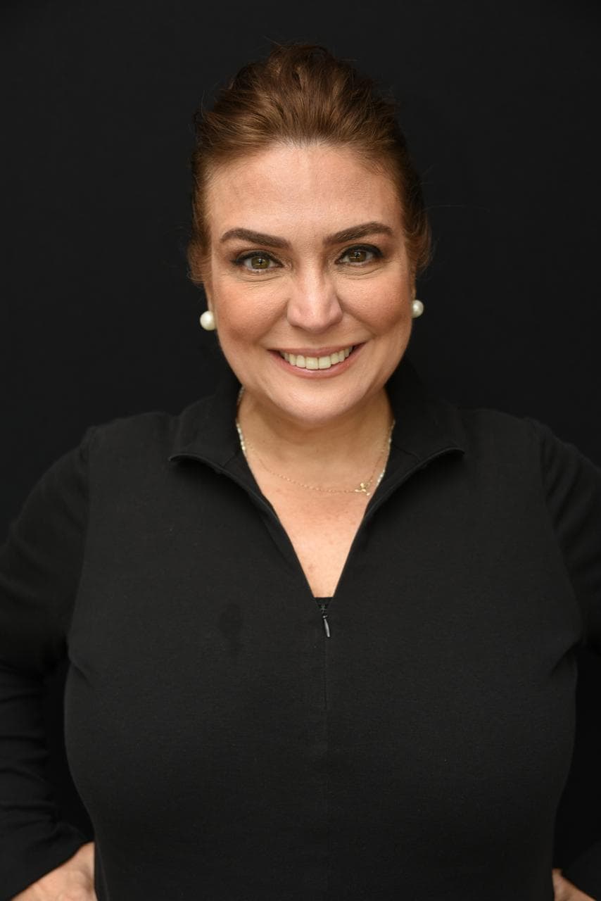 Flávia Artese